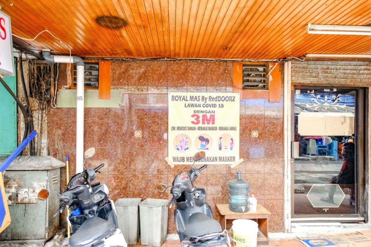 Royal Mas Hayam Wuruk Hotel Jakarta Exterior foto